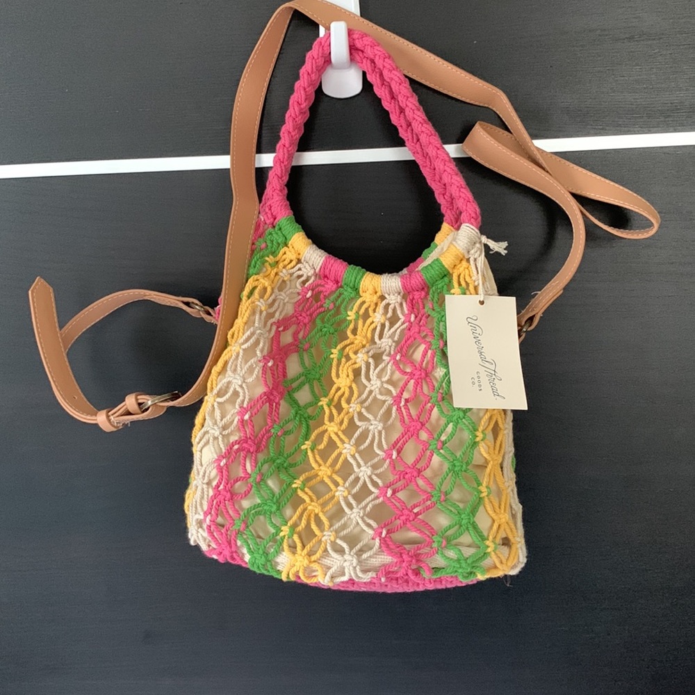 Universal Thread Striped Crochet Style Bag - Picture 5 of 15